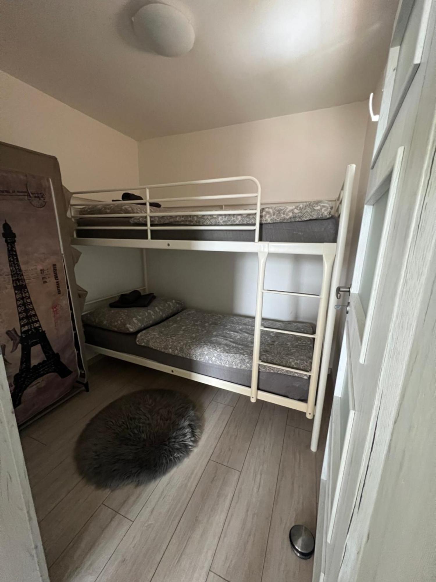 Johnys Apartment 오스트라바 외부 사진
